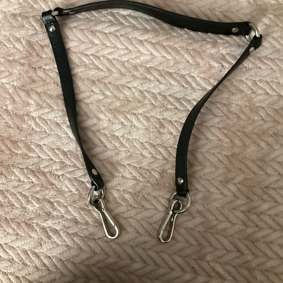 Coach - Picture 10 of 15